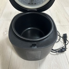 【取引予定】美品　４合炊き 炊飯器の画像