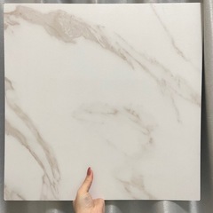 決まりました！【✨ゴールデンウィーク取引可優先✨】⭕️値段交渉🙆‍♀️フロアタイル 大理石調 シート 6.4畳分/ 50枚分(約40枚➕カット済み)貼るだけ‼️シール未使用‼️の画像