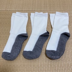 新品くつ下　ベルメゾン　16〜18センチ　3足