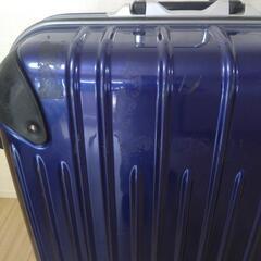 大容量　スーツケースの画像