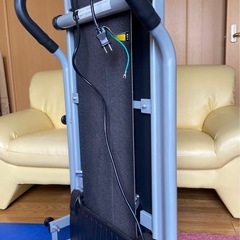 【受け渡し完了】
アルインコ　電動ルームランナー　無料