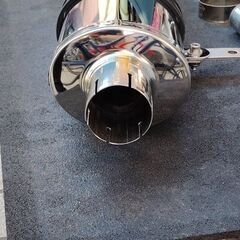 カワサキ1400GTR マフラーDELKEVIC スリップオンマフラーの画像