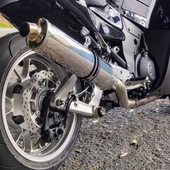 カワサキ1400GTR マフラーDELKEVIC スリップオンマフラー