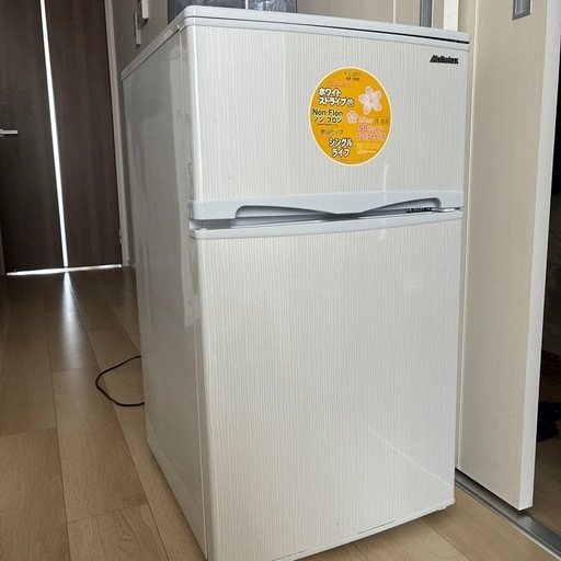冷蔵庫　ホワイトストライプ　AR-100E-W[96L/2ドア/右開きタイプ]30L