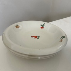 食器7点の画像