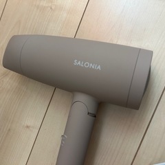 
ドライヤー　サロニア　新品同様の画像