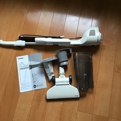 ツインバード　サイクロン　スティック型クリーナー　掃除機　