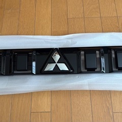 デリカミニ専用ガーニッシュ一式（未使用）
