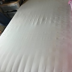 【お譲り先:確定】ニトリ　 セミダブルベッドの画像