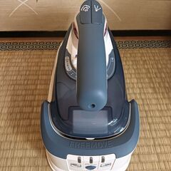 T-fal ティファール コードレスアイロン FTP1182Mの画像