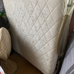 電動折りたたみベッド