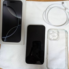 iPhone 16 Pro Max 256 ホワイト
