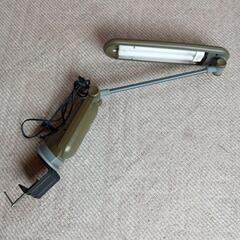 デスク用電気スタンド