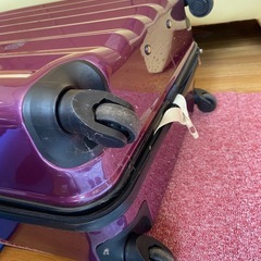 【受け渡し完了】旅行用トランクケース　海外旅行　大きいタイプ　無料の画像