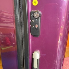 【受け渡し完了】旅行用トランクケース　海外旅行　大きいタイプ　無料の画像