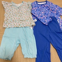 UNIQLO パジャマ　2枚セット