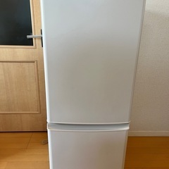 三菱　一人暮らしサイズ　冷蔵庫