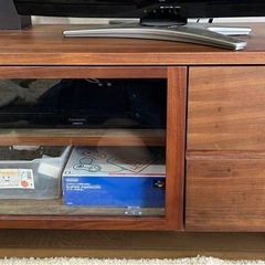 テレビボード
