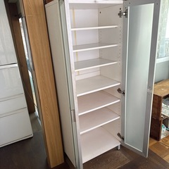 （決まりました）キャビネットの画像