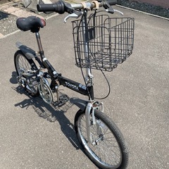 折りたたみ自転車の画像