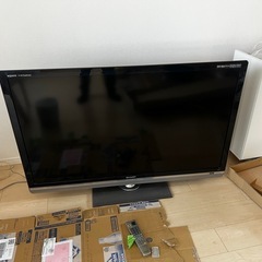 シャープ　テレビ　52型　ジャンク品