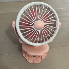 《新品未使用》ミニ扇風機 クリップ式