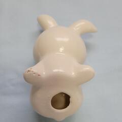 うさぎ　小さい花瓶（切り花用）の画像