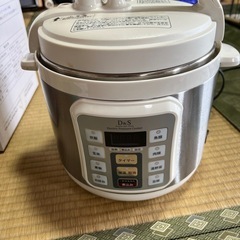 家庭用マイコン電気圧力鍋の画像