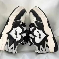 新品22cmスニーカーの画像