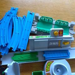 プラレール　カンカン踏切セット+レールなどの画像