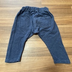 GU カジュアルパンツ 80cmの画像