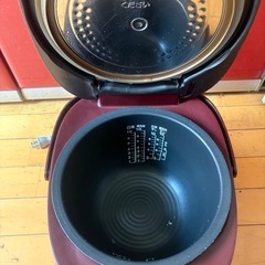 炊飯器　10合炊きの画像