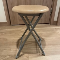 ニトリ　折りたたみ椅子
