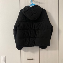 レディース　黒ダウンジャケットの画像