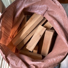 キャンプ　焚き火にどうぞ無料で差し上げます