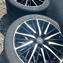 LS460