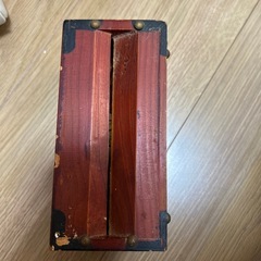 貯金箱の画像