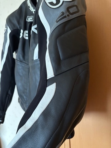 バイクレザージャケット