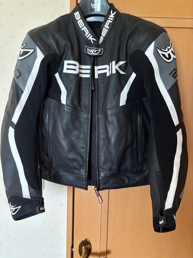 バイクレザージャケット