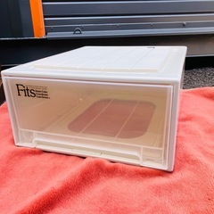 Fits 衣装ケース中