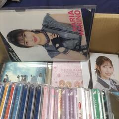 日向坂46.欅坂46AKB48他DVD付きCDなど差し上げます。お譲りする方が決まりましたの画像