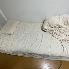 ベッド、布団、枕セット