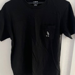 ポケット付きTシャツ2枚　ディズニー刺繍