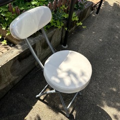 折りたたみ椅子