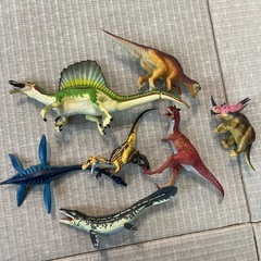 立体図鑑　リアルフィギュア　カロラータ　