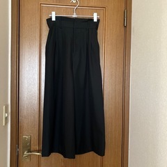 ⑦レディースワイドパンツ　差し上げます。