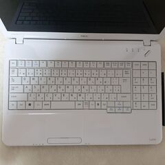 【お取引中です】NEC　15インチ　core i5　8GB　SSD　Wi-Fi　マルチ　テンキー　Microsoft Office2021　Windows11の画像