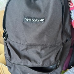 new balance ブラックリュック
