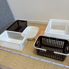 プラスチックかご各種の画像