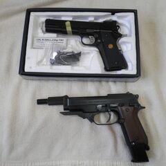 MGC M93R固定スライドと東京マルイ ガバメントシリーズ70...